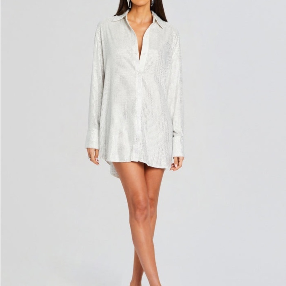 Retrofête White Rhinestone Button-Up Shirt